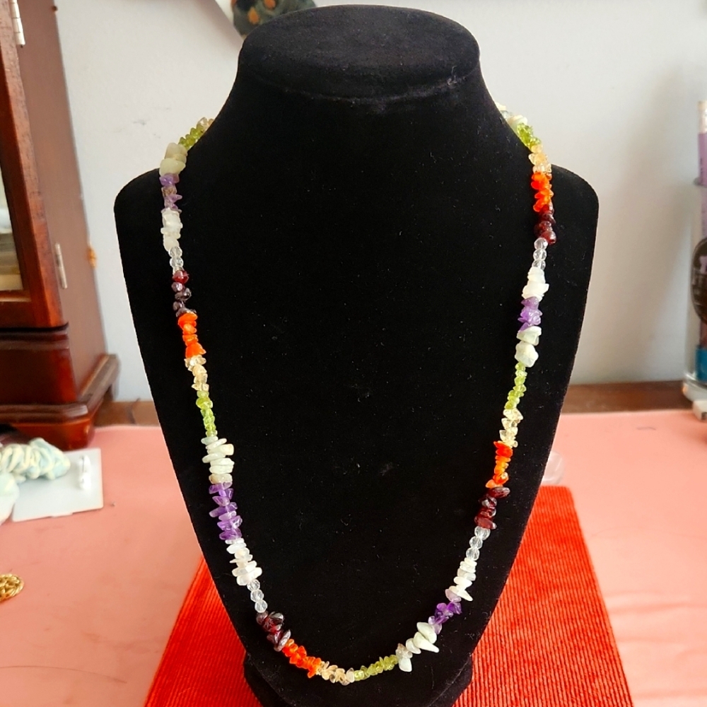 Vibrant Multicolor Beaded Necklace with Intricate Design